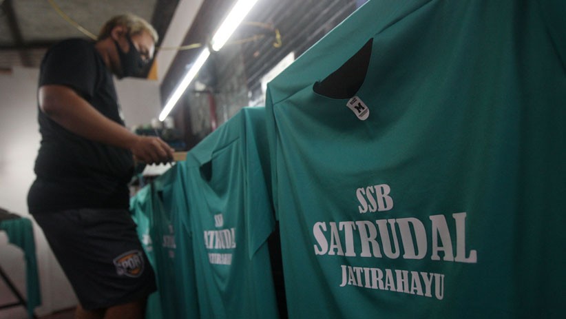 Dampak Pandemi Covid-19, Pemesanan Sablon Kaus Menurun Drastis - Bagian 6