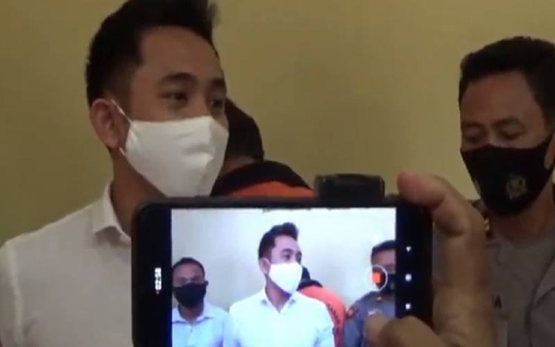 Ancam Sebar Foto dan Video Telanjang, Pria Ini Peras Sang Pacar hingga Rp150 Juta