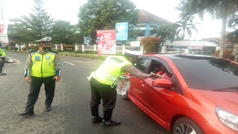 title Operasi Zebra Menumbing di Tengah Pandemi, Tindakan Penilangan Ditiadakan Operasi Zebra Menumbing di Tengah Pandemi, Tindakan Penilangan Ditiadakan