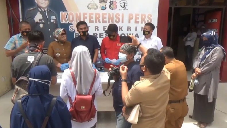 title Bukan Belajar Online, Siswa SMA di Gowa Bunuh Diri karena Tak Dibelikan Motor Bukan Belajar Online, Siswa SMA di Gowa Bunuh Diri karena Tak Dibelikan Motor