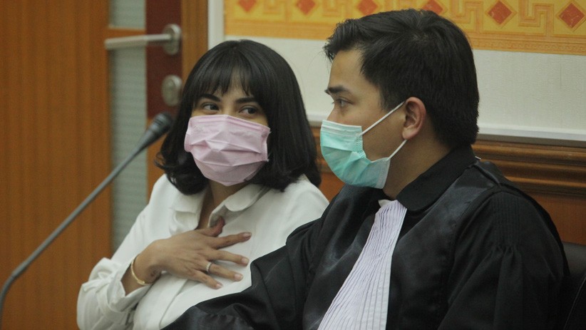 title Terbukti Bersalah, Vanessa Angel Divonis 3 Bulan Penjara dan Denda Rp10 Juta Terbukti Bersalah, Vanessa Angel Divonis 3 Bulan Penjara dan Denda Rp10 Juta