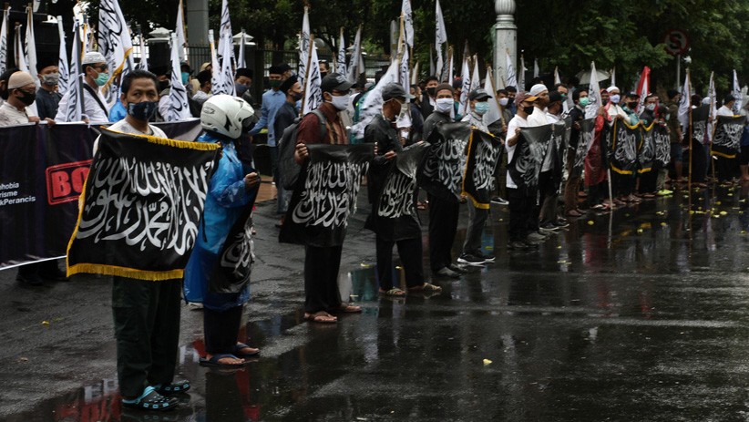 Aksi Kecam Penghina Nabi Muhammad dan Serukan Boikot Produk Prancis di Semarang - Bagian 3