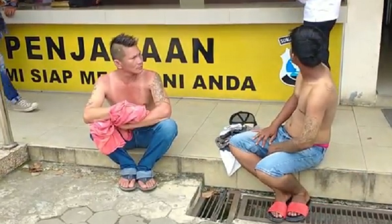Kerap Palak Sopir Angkot, 2 Preman Bertato di Padang Ditangkap
