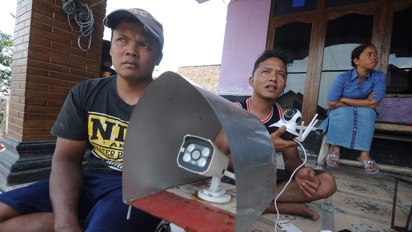 Gunung Merapi Siaga, Warga Boyolali Pasang CCTV Secara Mandiri - Bagian 2