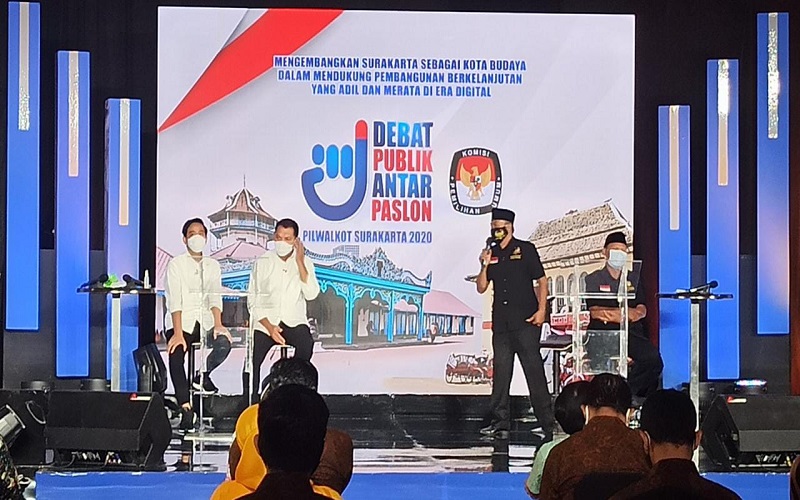 Kurang Sehat, Pasangan Bajo Langsung Cabut Usai Debat Pilwalkot Solo