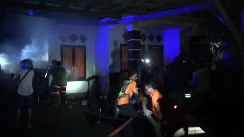 Ditinggal Piket, Rumah Anggota Polisi di Palangkaraya Ludes Terbakar