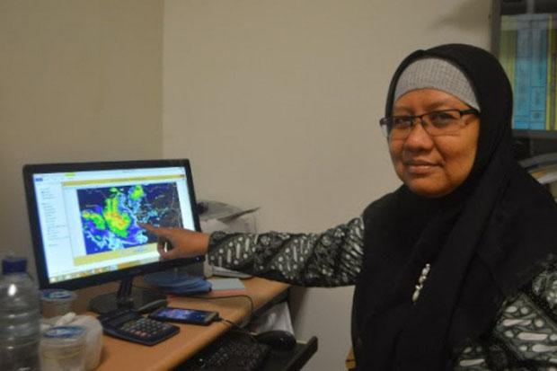  Pakar UGM Ingatkan Awan Lenticularis yang Mirip UFO Membahayakan Penerbangan