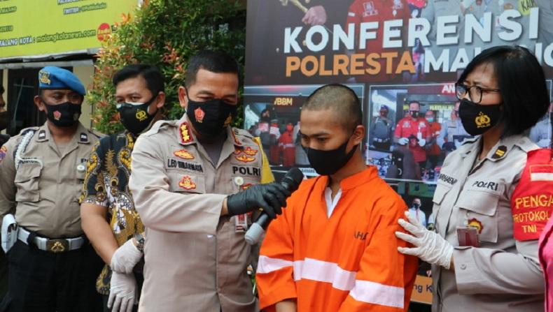 title Dendam Sering Dimarahi, Pekerja Percetakan Nekat Cabuli Anak Majikan Dendam Sering Dimarahi, Pekerja Percetakan Nekat Cabuli Anak Majikan