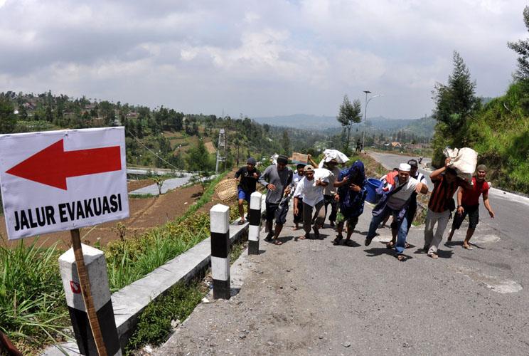 BPBD Magelang Siapkan Kontingensi Hadapi Potensi Lahar Erupsi Gunung Merapi