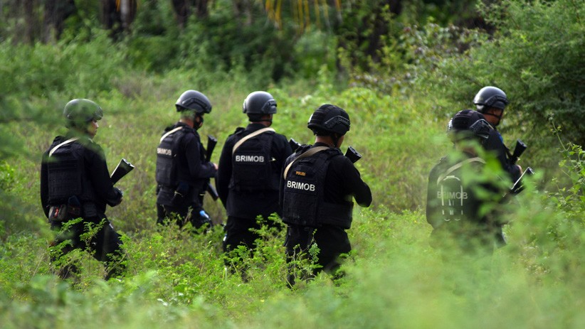 Kejar Terduga Teroris, Polisi Periksa Rumah-Rumah Warga Mamboro Palu Utara - Bagian 3