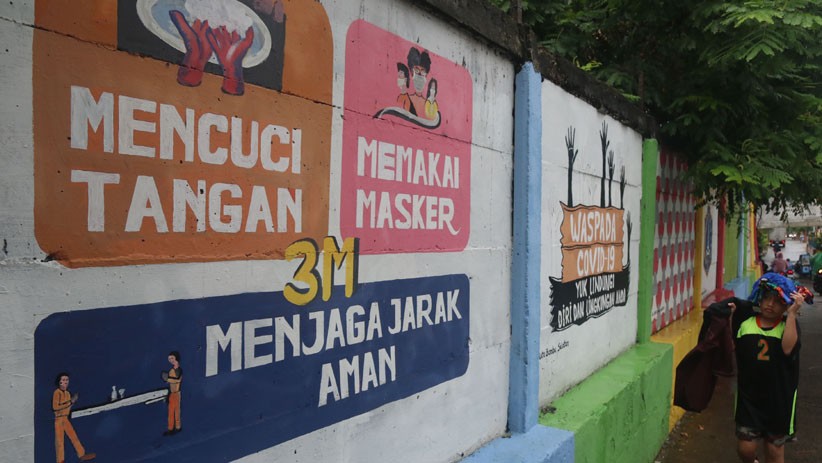 Mural Protokol Kesehatan Covid-19 Warnai Kawasan Tanah Abang - Bagian 3