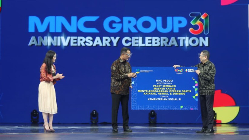 HUT ke-31 MNC Group, HT Serahkan Bantuan MNC Peduli kepada Kementerian Sosial - Bagian 2