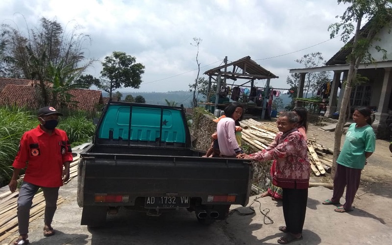 Merapi Siaga, Ibu Hamil hingga Lansia di Desa Tlogolele Diungsikan