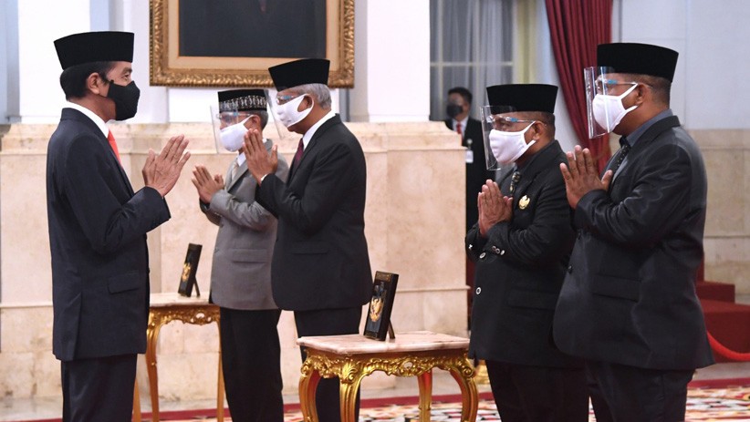 Presiden Jokowi Anugerahi 6 Tokoh Gelar Pahlawan Nasional - Bagian 3