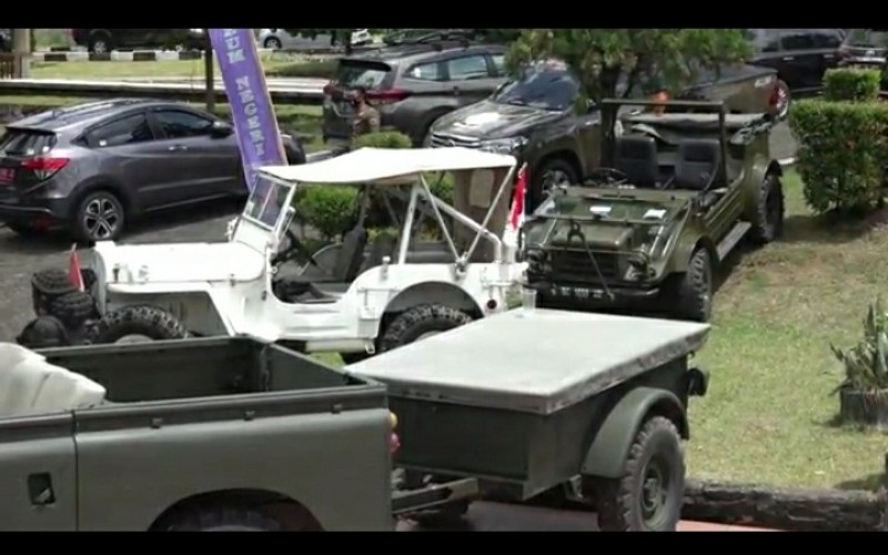 Peringati Hari Pahlawan, Jeep Tua Mejeng di Museum Balaputra Dewa