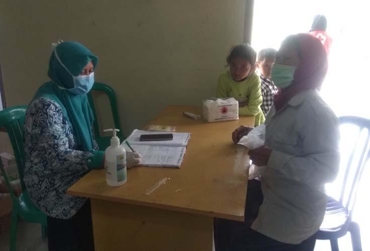 Pengungsi Merapi di Desa Tlogolele Boyolali Mulai Pusing dan Pegal Linu 