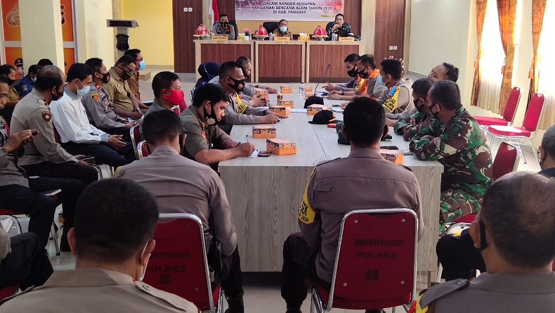 Kapolres Pangkep Minta Warga Hati-Hati Jelang Musim Hujan Tahun Ini