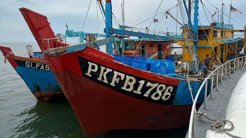 Hari Pahlawan, KKP Kembali Tangkap Dua Kapal Ikan Asing Berbendera Malaysia