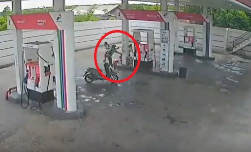 Polresta Denpasar Kejar Pria Berpistol Pakai Jaket Ojol yang Rampok SPBU