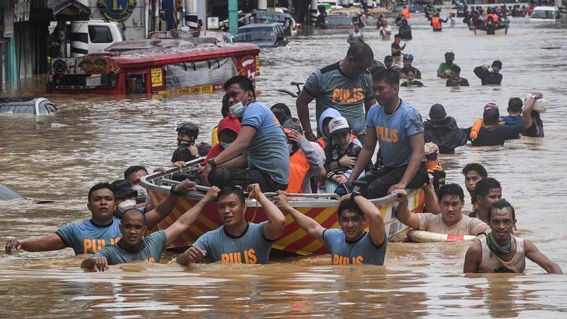 Filipina Diterjang Topan Vamco, Manila Lumpuh Terendam Banjir - Bagian 1