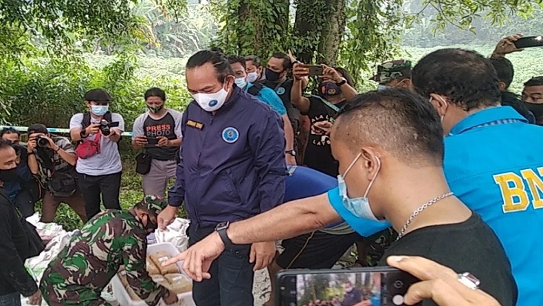 BNN Gerebek Lokasi Penguburan 141 Kg Ganja Kering di Medan Selayang, Ini Kata Warga