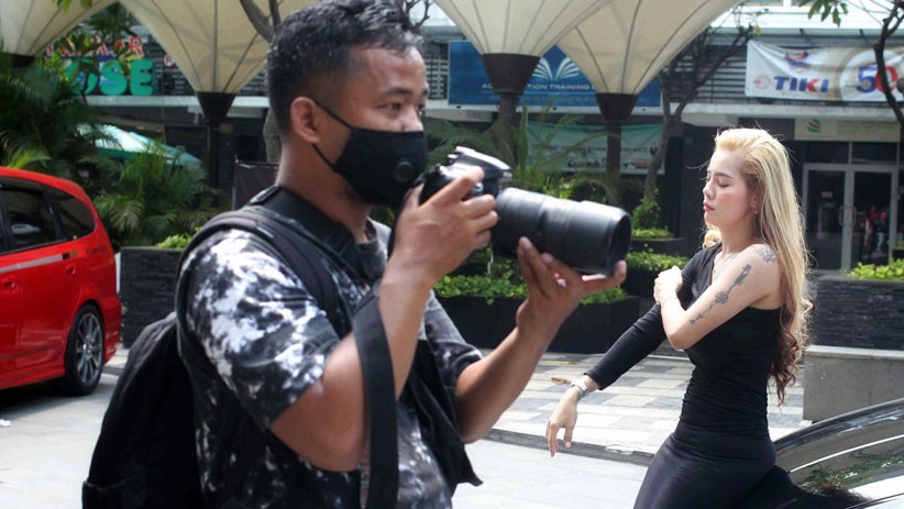 Deretan Model Seksi Warnai Kolaborasi Komunitas Mobil dan Fotografi - Bagian 6