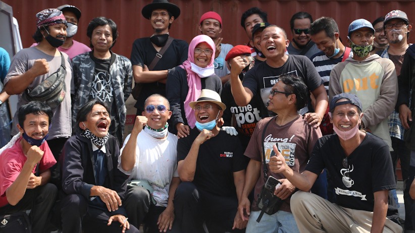 Dahlan Iskan Buka Lomba Mural Hari Pahlawan - Bagian 5