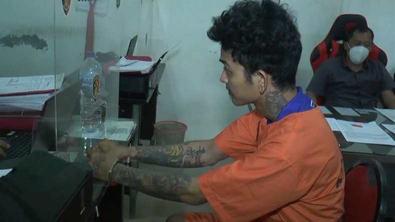 Pria Bertato Jual Senpi Ke Polisi Pistol Pelaku Ternyata Barang Gadaian Bagian 1