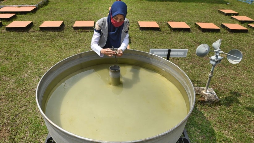 Waspada, Sebagian Wilayah Indonesia Dilanda Cuaca Buruk - Bagian 3