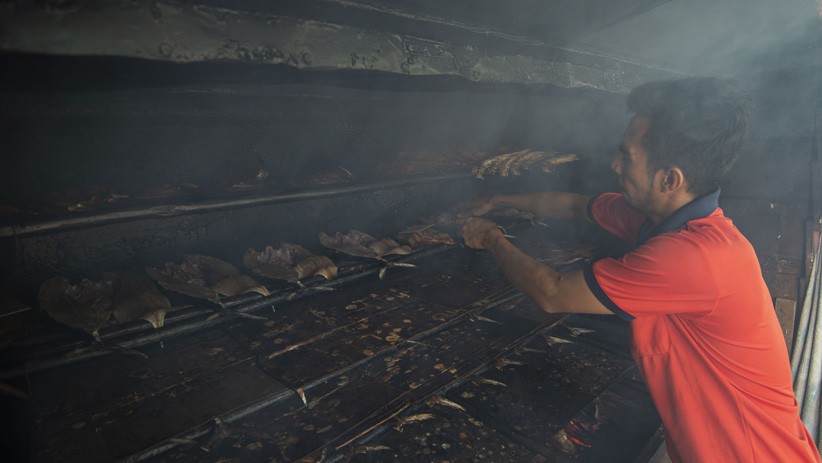 Ikan Tongkol Asap, Oleh-Oleh Favorit Khas Natuna - Bagian 2
