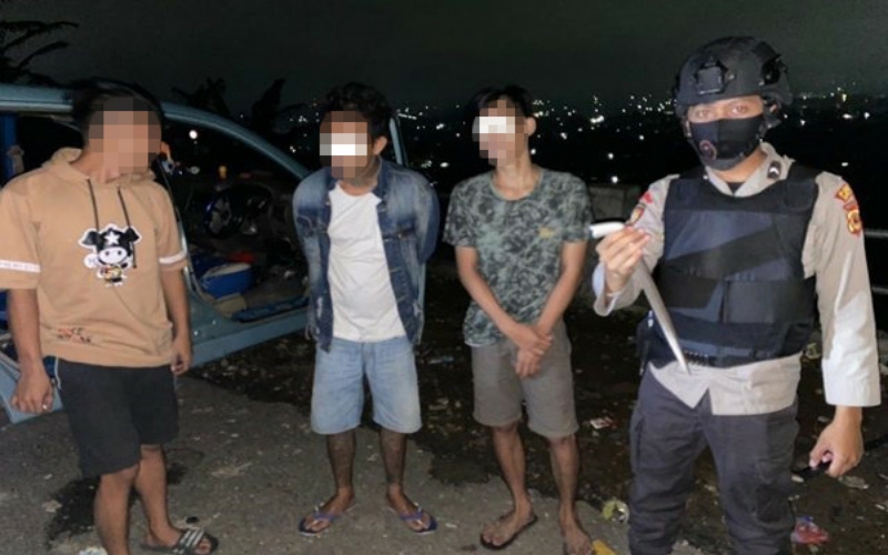 Bawa Senjata Tajam, 2 Pria di Kotamobagu Diamankan