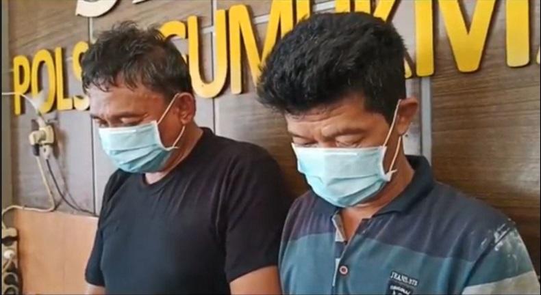 title 2 Maling Asal Jakarta Utara Spesialis Minimarket Ditangkap di Jember, Beraksi di 15 Lokasi 2 Maling Asal Jakarta Utara Spesialis Minimarket Ditangkap di Jember, Beraksi di 15 Lokasi