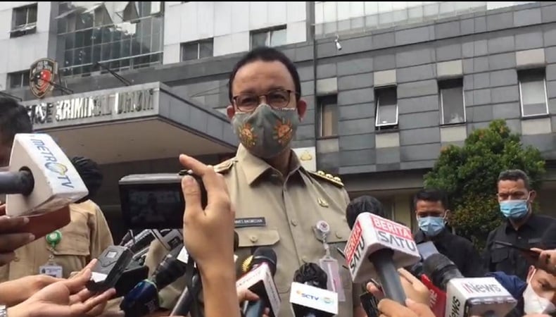 Positif Covid 19 Anies Tetap  Bekerja Selama Isolasi 