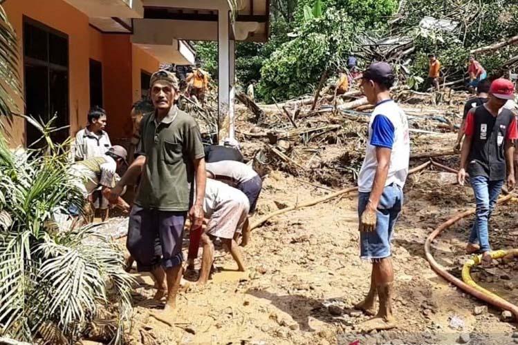 Banjir dan Longsor Kepung Sebagian Wilayah Banyumas, Satu Warga Meninggal
