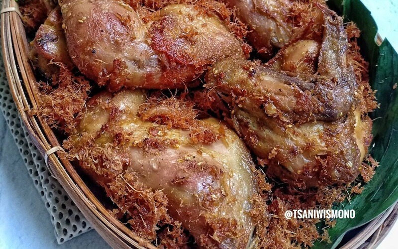 (Foto: IG@tsaniwismono)