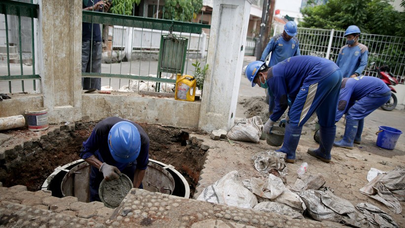 Proses Pembuatan Sumur Resapan Dangkal Sebanyak 120 Titik - Bagian 4