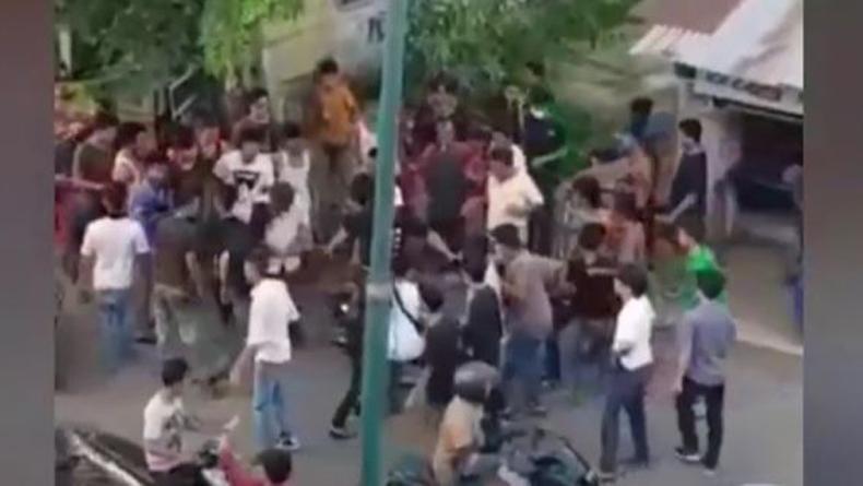 Nekat Jambret HP Ojek Online, Dua Pemuda  di Medan Nyaris Tewas Diamuk Massa