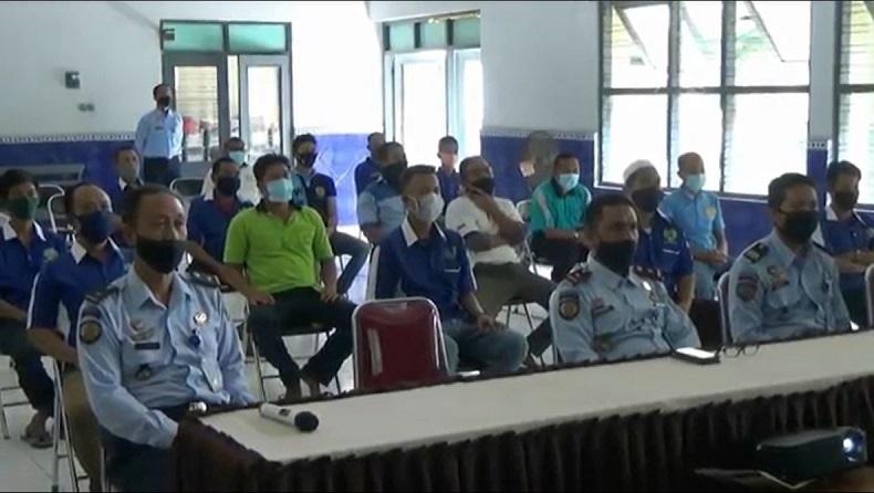 Napi Lapas di Tuban Nobar Debat Publik Pasangan Calon Pimpinan Daerah