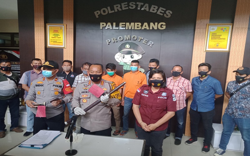 Dua Saudara Pelaku Pembunuhan Sadis di Kertapati Serahkan Diri