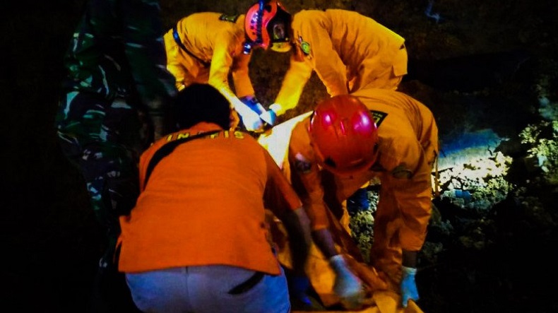 Penambang Batu di Tulungagung yang Tewas Tertimpa Longsor Berhasil Dievakusi Tim SAR Trenggalek