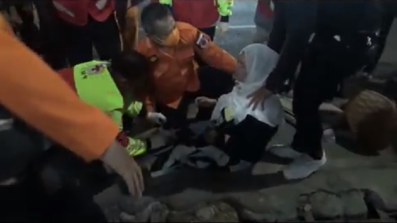 Ibu Muda Terjepit di Gorong-Gorong Drainase Cimahi saat Turun dari Motor