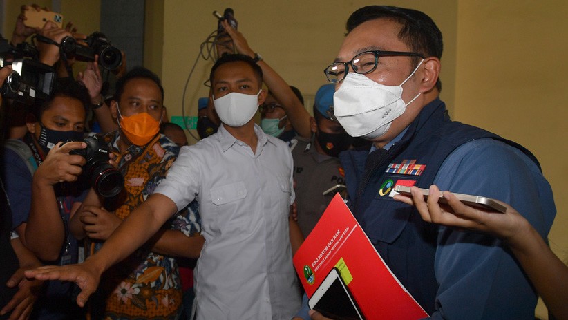 Ridwan Kamil Dimintai Keterangan soal Kerumunan Massa Habib Rizieq - Bagian 1