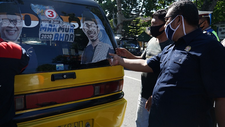 Langgar Aturan Kampanye, APK dan BK di Kota Mataram Ditertibkan Tim Terpadu
