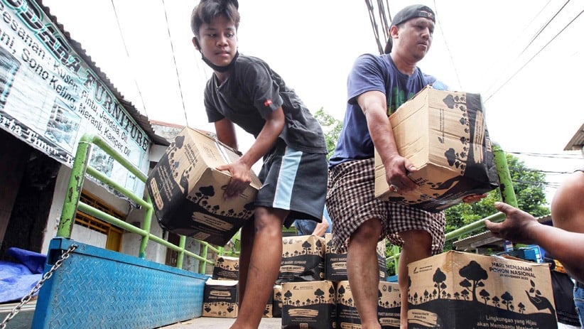 Distribusi Bantuan Sembako dari Pemprov DKI Jakarta - Bagian 4