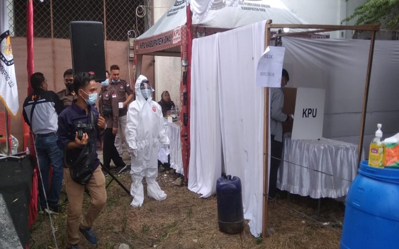Yakinkan Pemilih, KPU OKU Pastikan Prokes Ketat di TPS