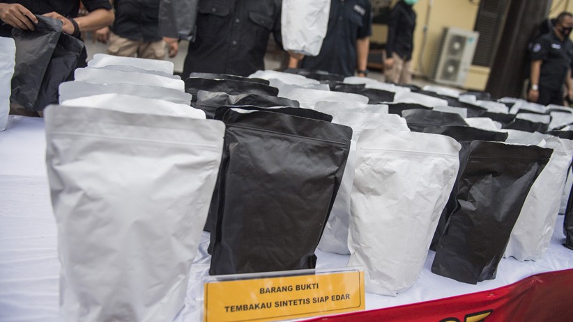 Penampakan 150 Kg Tembakau Gorila Disita dari Industri Rumahan Pengolahan Narkoba - Bagian 3