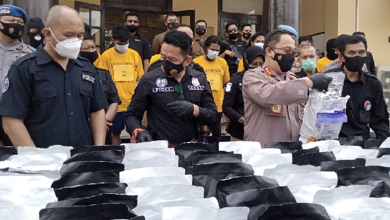 Home Industri Tembakau Gorilla yang Digerebek Polrestabes Bandung Beroperasi 3 Bulan