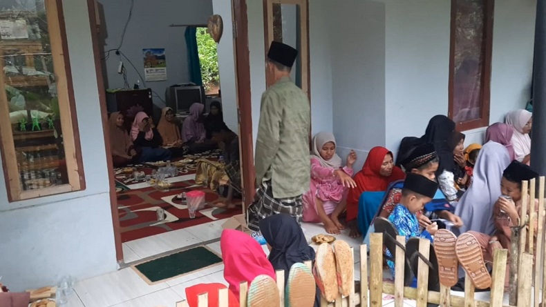 10 Penambang Emas Asal Tasikmalaya Tertimbun, Keluarga Gelar Tahlillan untuk Yuda dan Reza