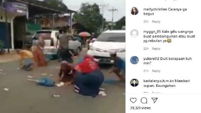 Viral, Pengendara Mobil Lempar Banyak Uang di Jalan untuk Sumbangan Pembangunan Masjid
