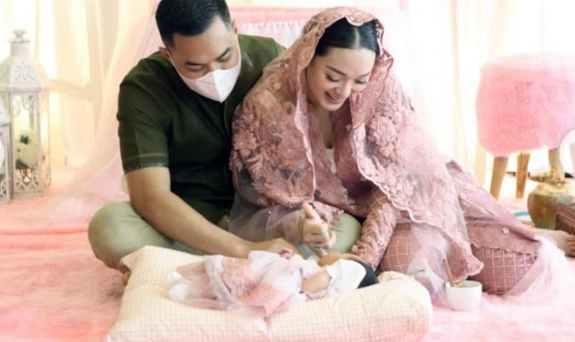 Zaskia Gotik Unggah Foto Buah Hati yang Kini Gundul, Netizen Gemas: Mirip Banget Bapaknya
